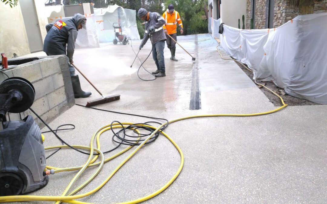Réalisation d’une allée en béton désactivé à Saint-Raphaël