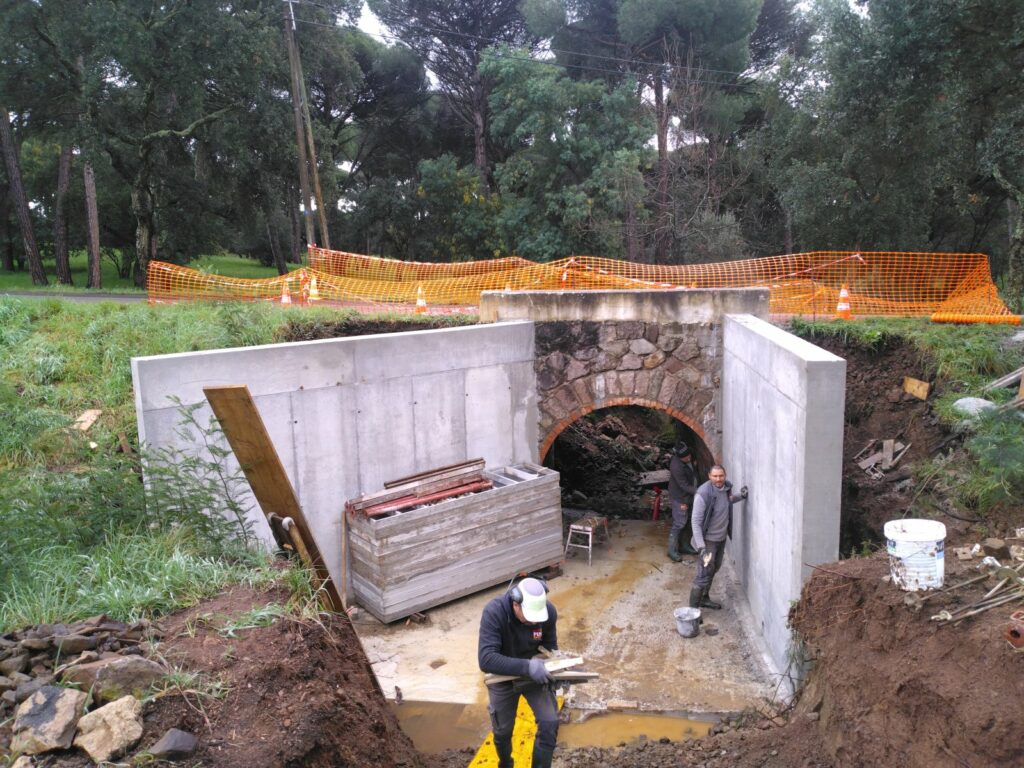 PDB - travaux publics BTP Saint-Raphaël Var 83